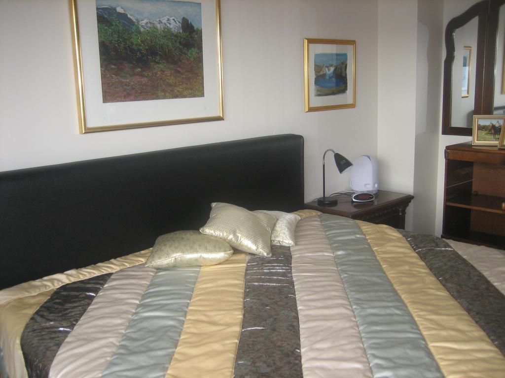 Guesthouse Bina Рейкявик Екстериор снимка