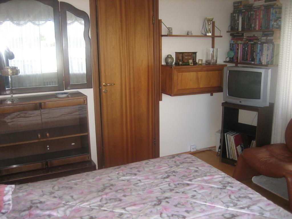 Guesthouse Bina Рейкявик Стая снимка