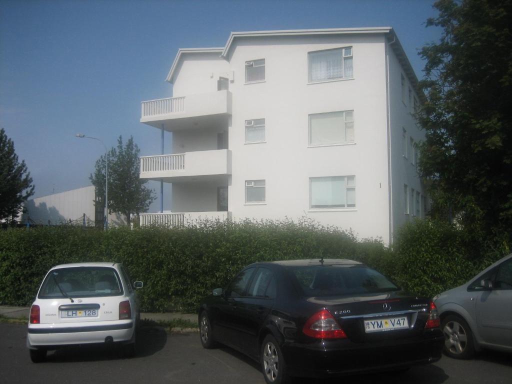 Guesthouse Bina Рейкявик Екстериор снимка