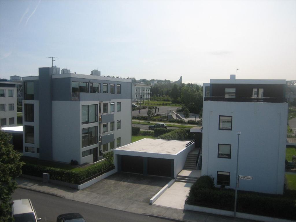 Guesthouse Bina Рейкявик Екстериор снимка